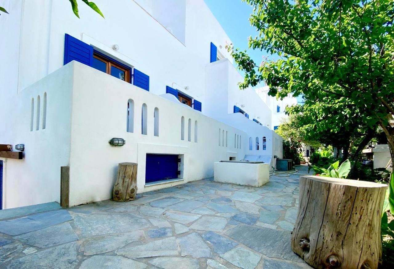Helliniko Studios Parikia  Exterior photo